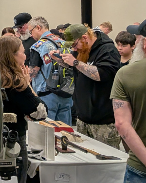 The Knife Community