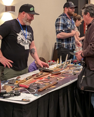 The Knife Community